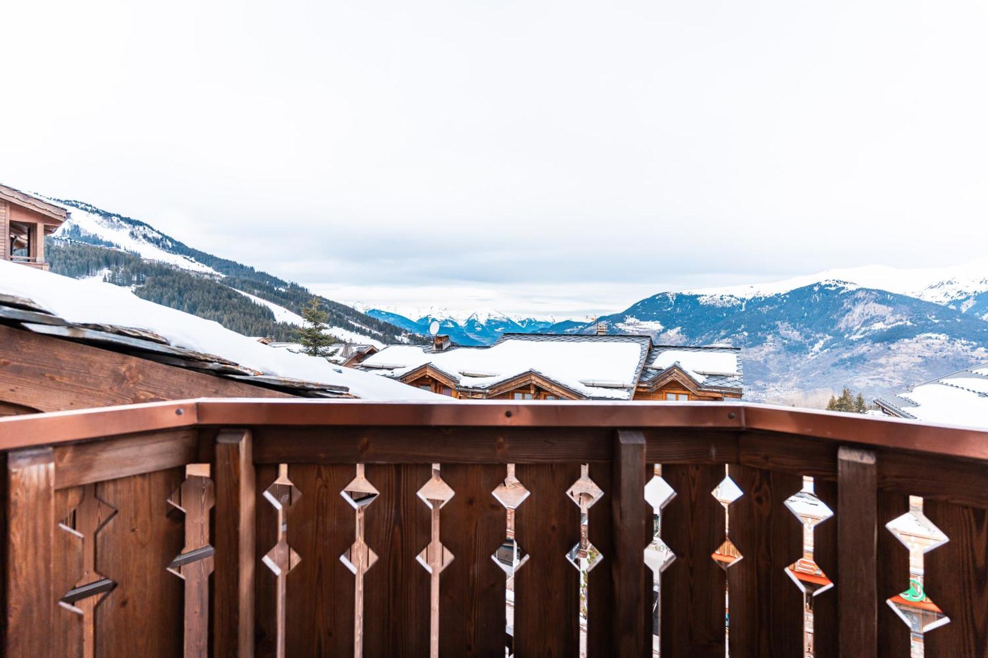 Fahrenheit Seven Courchevel Hotel Exterior photo