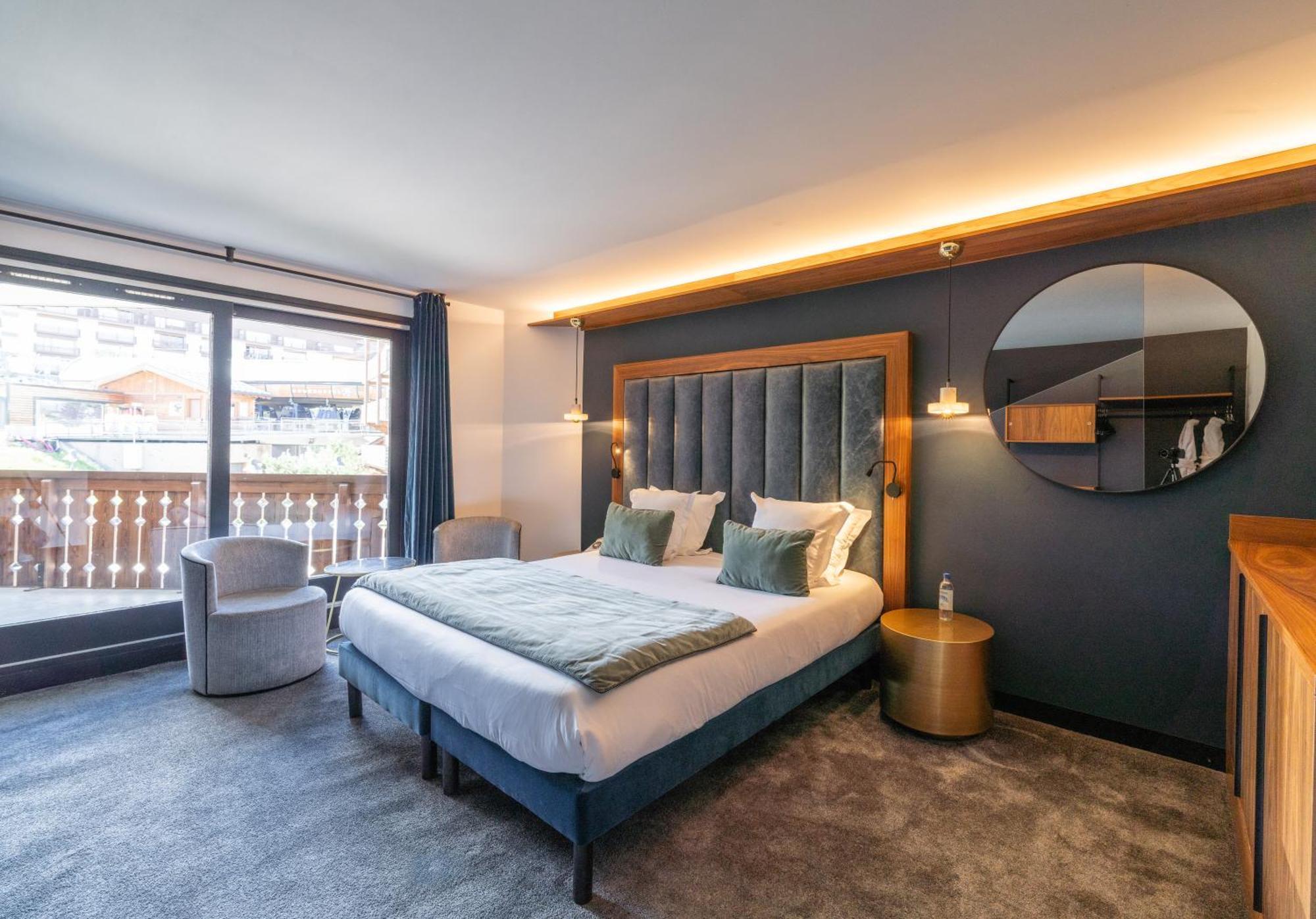 Fahrenheit Seven Courchevel Hotel Exterior photo